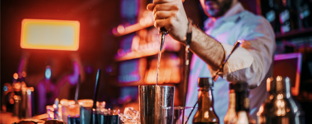 Hilton Dresden HR Barkeeper gesucht