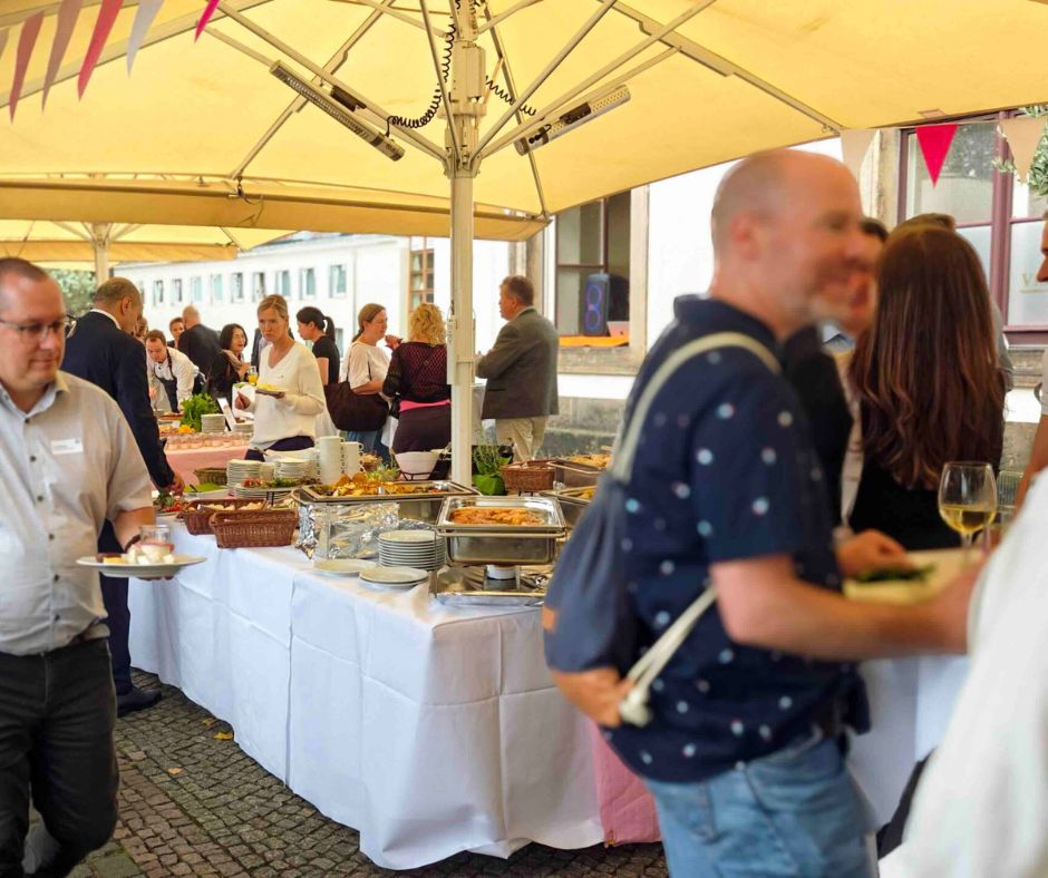 Dine & Shine 2026: Sommerabend &uuml;ber den D&auml;chern Dresdens - Hilton Dresden